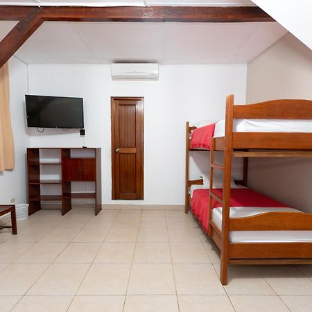 Hostal "Centrika" Tarapoto Luaran gambar