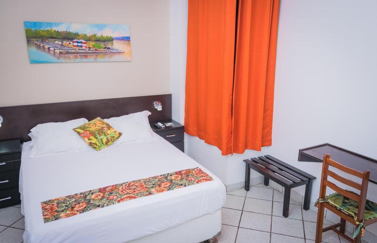 Hostal "Centrika" Tarapoto Luaran gambar