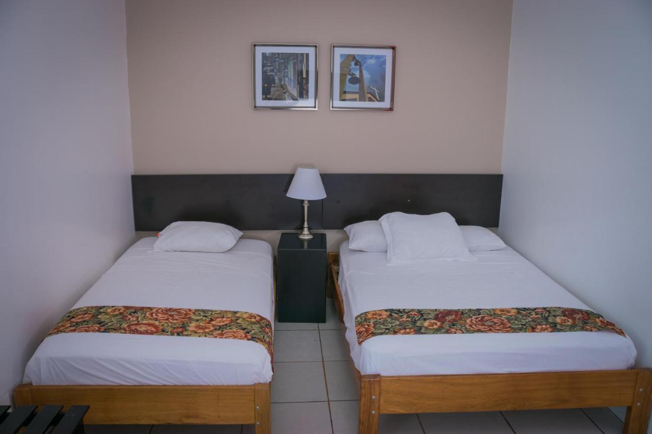 Hostal "Centrika" Tarapoto Luaran gambar