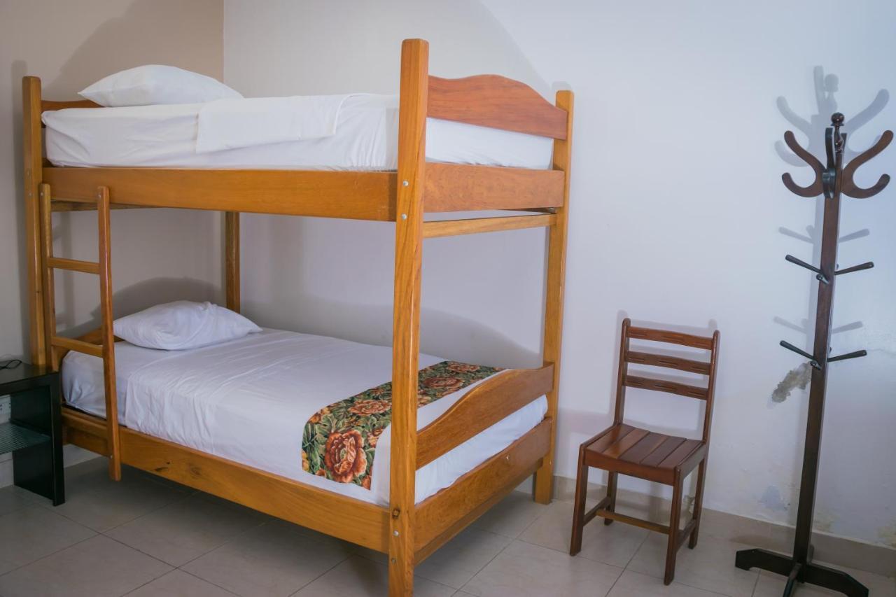 Hostal "Centrika" Tarapoto Luaran gambar